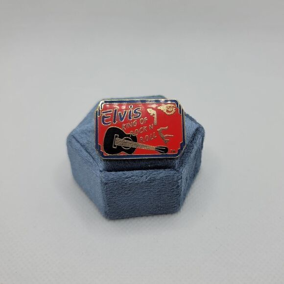 ELVIS Pin Lot - Picture 8 of 10